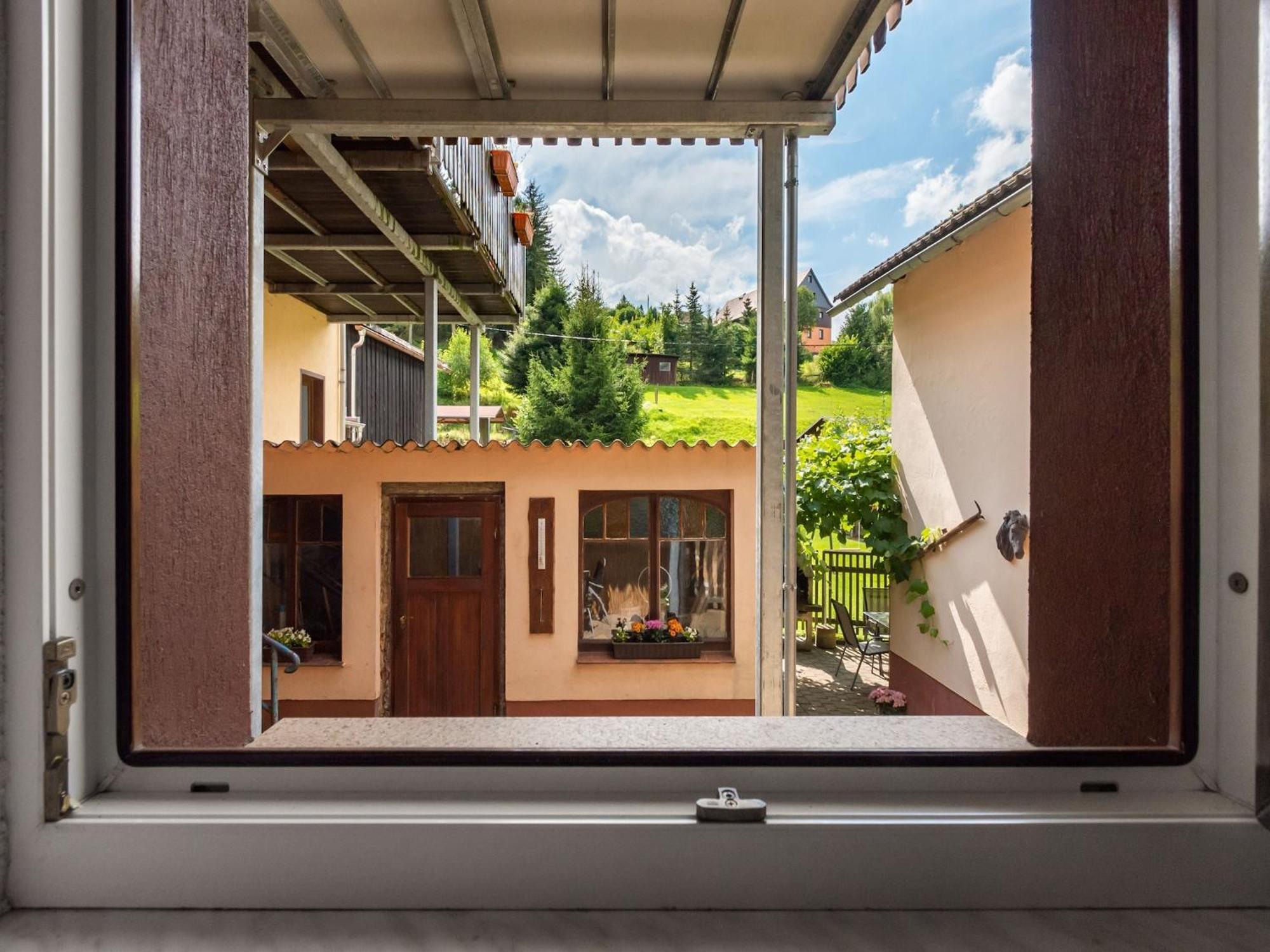 Modern Apartment In Sebnitz With A Terrace In 赛博尼茨 外观 照片